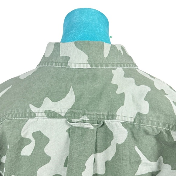 Free People Men’s XS Sage Green Camo Button-Up Denim Shirt - Picture 9 of 13